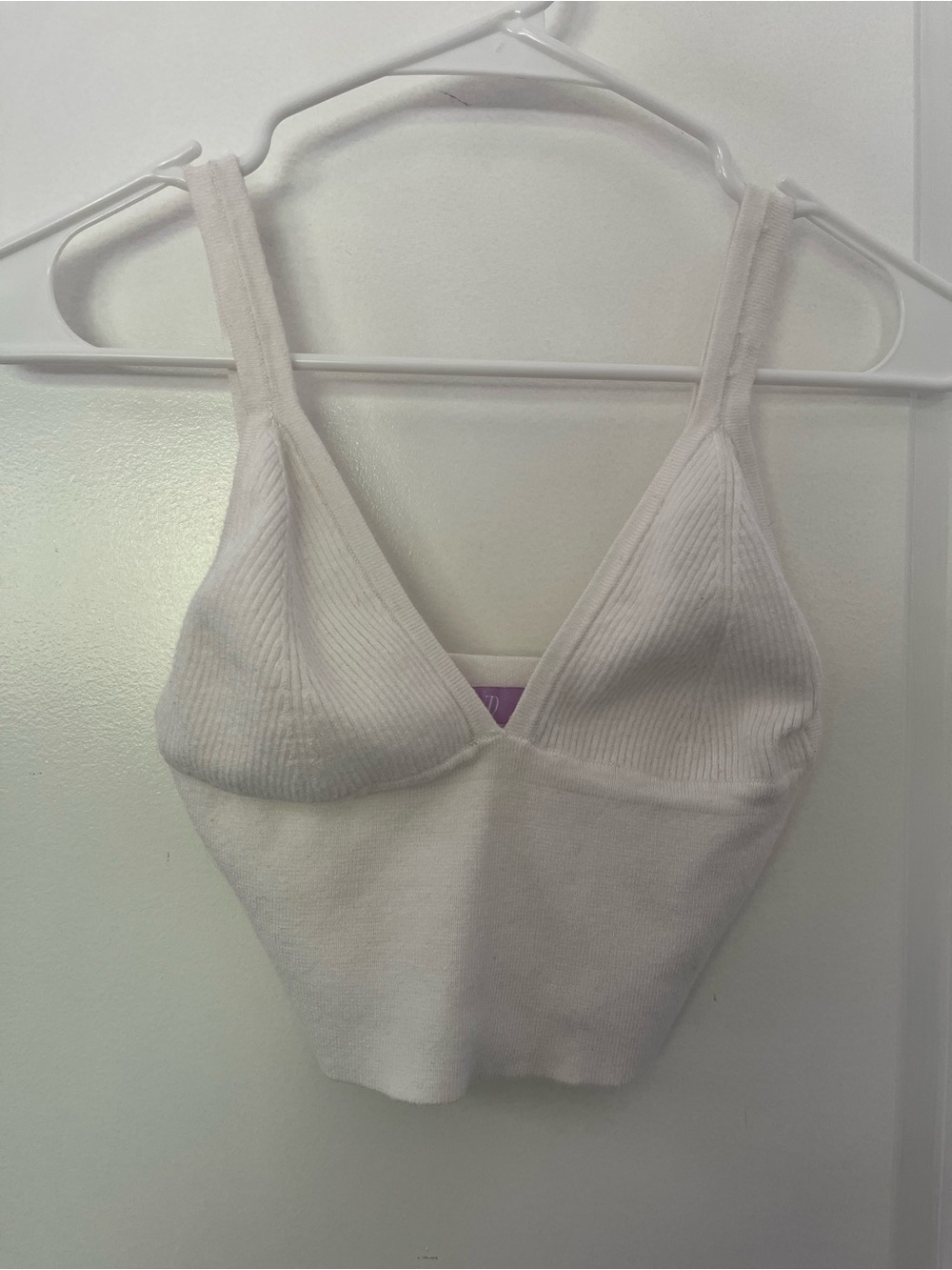 White Ribbed V-Neck Tank Top - Picture 5 of 6